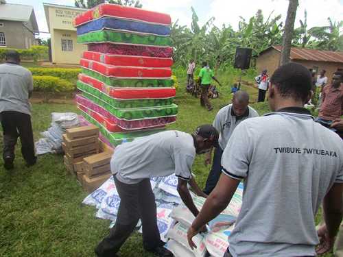 Plan Rwanda Donates To The Genocide Survivors In Gatsibo