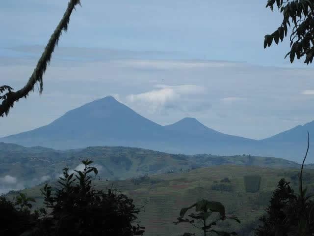 Mount Karisimbi: Hiking Tours In Rwanda
